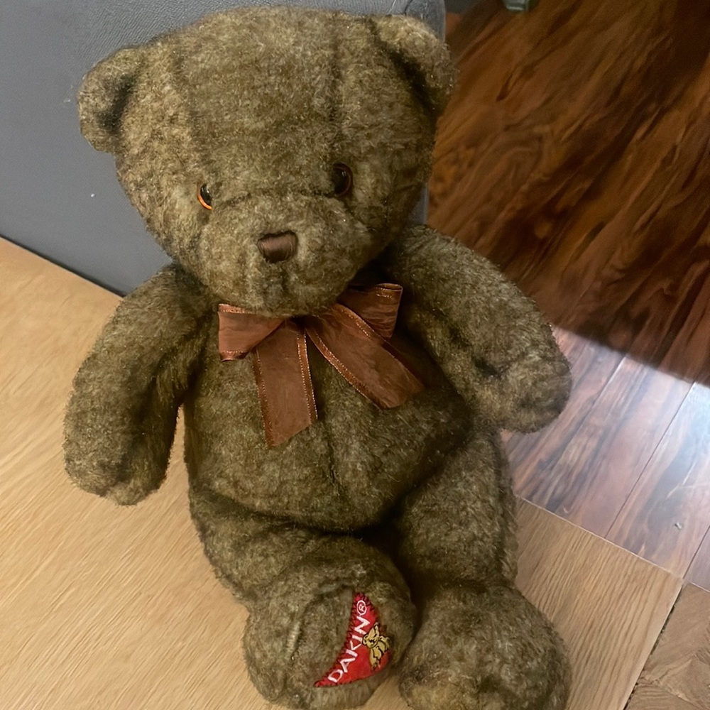 VINTAGE DAKIN TEDDY BEAR